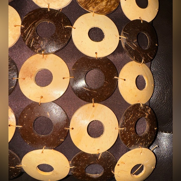 Handcrafted coconut shell purse. New no tags, purchased in the Caribbean. - Picture 5 of 6